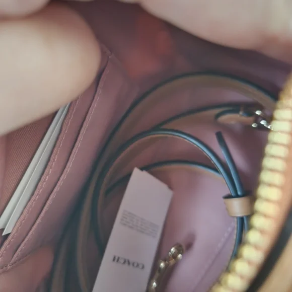 Coach Powder Pink Signature Mini Satchel with Tan Handles & Gold Hardware Cek79 - Picture 6 of 7